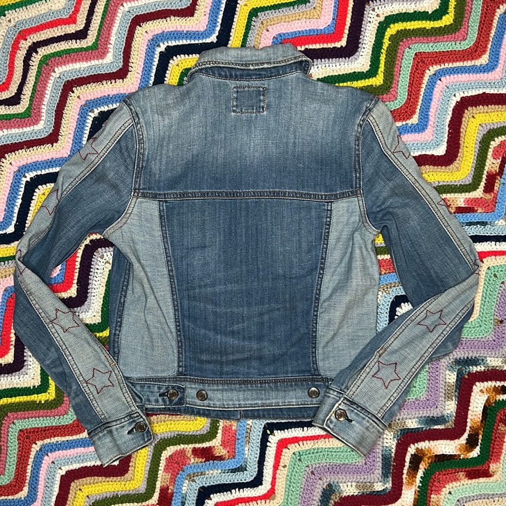 American Eagle Denim Jacket With Embroidered Slee… - image 7